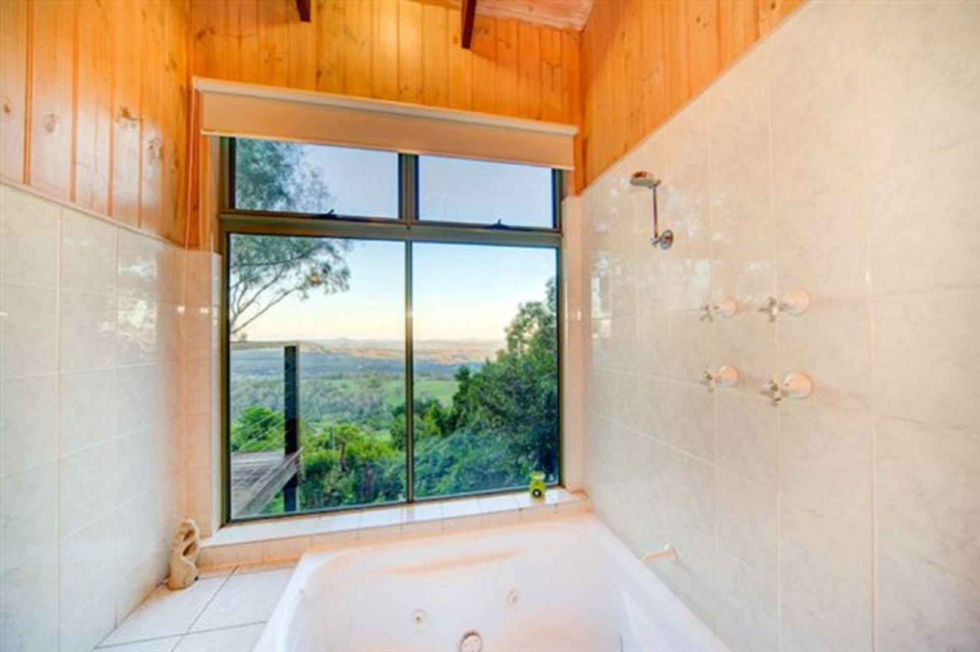 Treetops Seaview Montville Luaran gambar